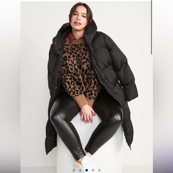 NWT Cozy Crewneck Leopard Sweater - Picture 4 of 8